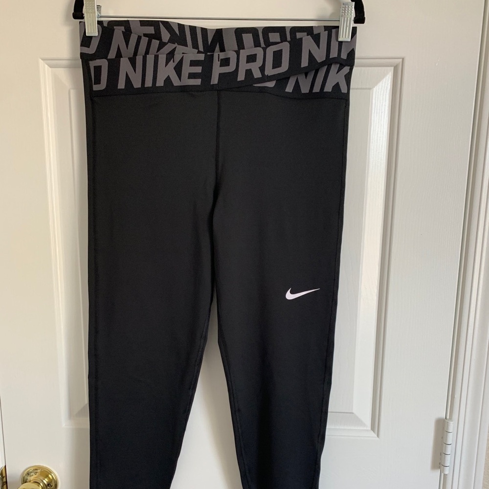 Nike Pro leggings